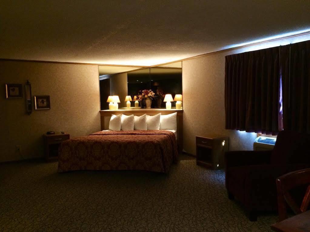 Travelodge By Wyndham Motel Of St Cloud Saint Cloud Ngoại thất bức ảnh